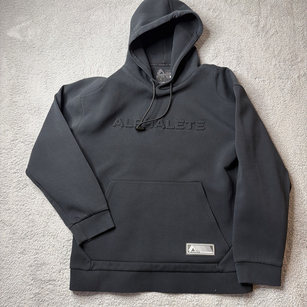 Alphalete Men's Hoodie Size Large HoodieKangaroo pocketSilicone tonal logo